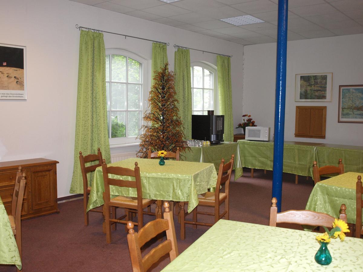 Hotel Gut Harlinghausen à Ovelgonne Extérieur photo